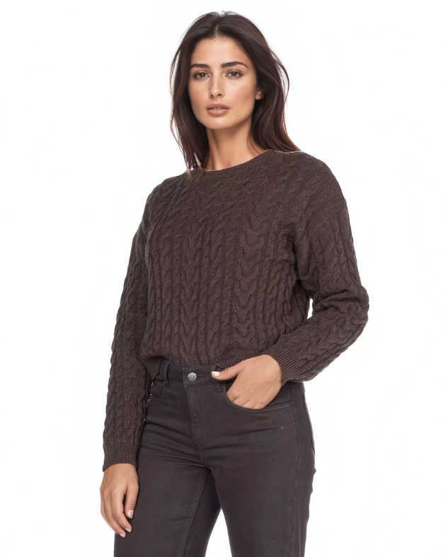 IZZY - CREWNECK COZY CABLE SWEATER