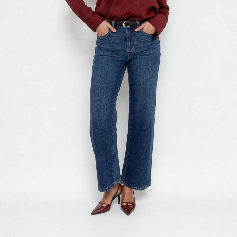 STELLA - EASY STRAIGHT LEG DENIM